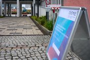 Aufsteller am Eingang der Veranstaltung